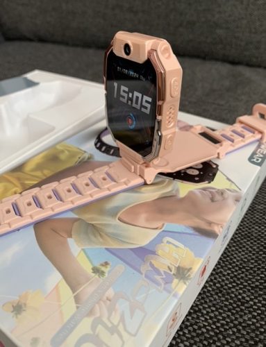 Click pentru a vizualiza full screen Smartwatch Copii LUMAUDiO® Transformers cu GPS, apel video HD și monitorizare sănătate photo review